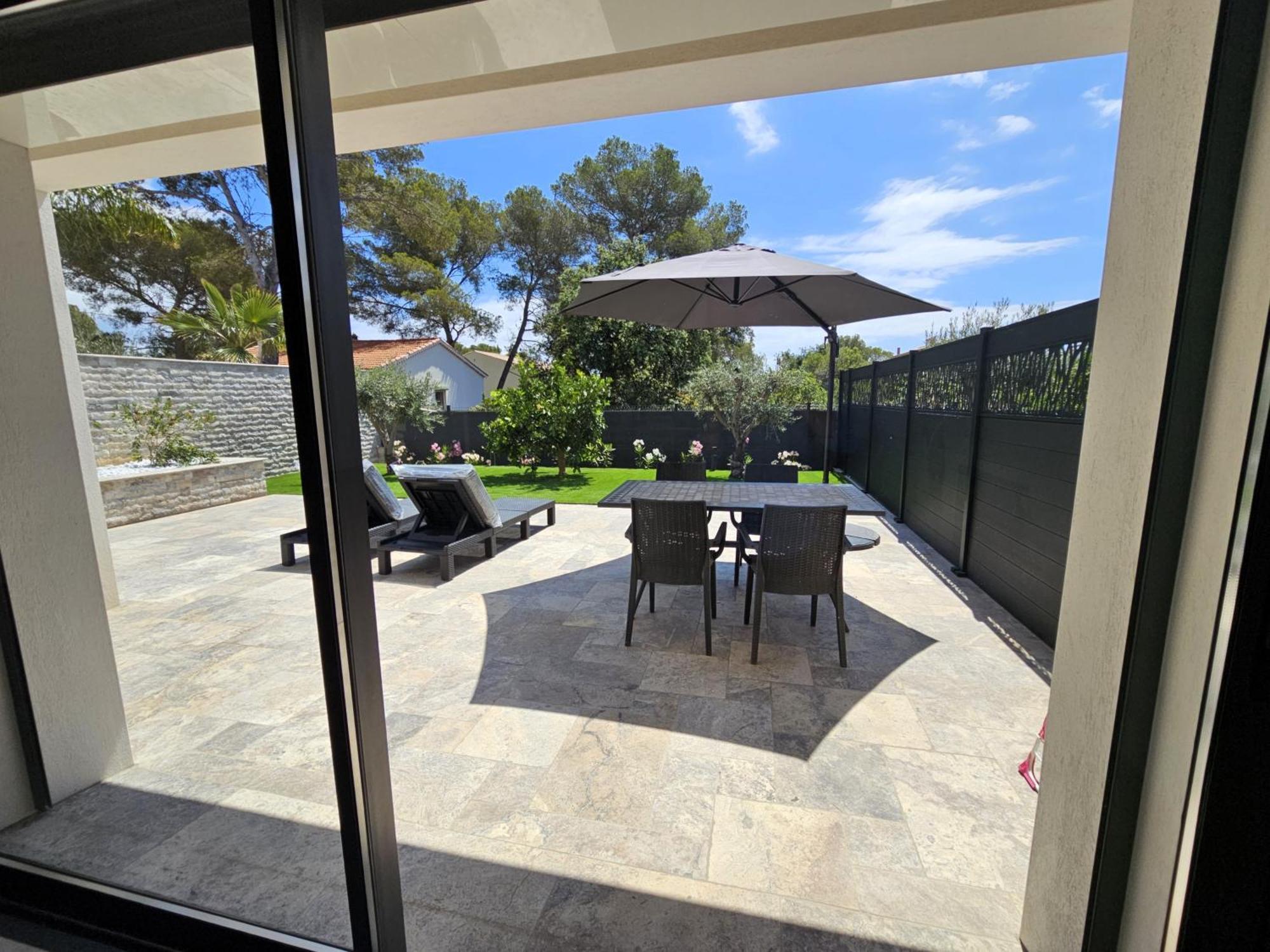 Etoile Du Berger Saint Aygulf: Seaside Villas with Private Gardens and Heated Pool Exterior photo