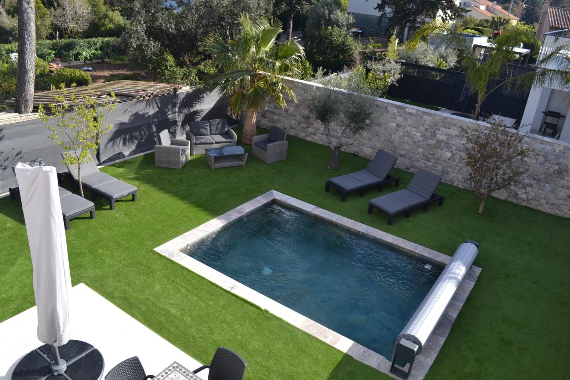 Etoile Du Berger Saint Aygulf: Seaside Villas with Private Gardens and Heated Pool Exterior photo