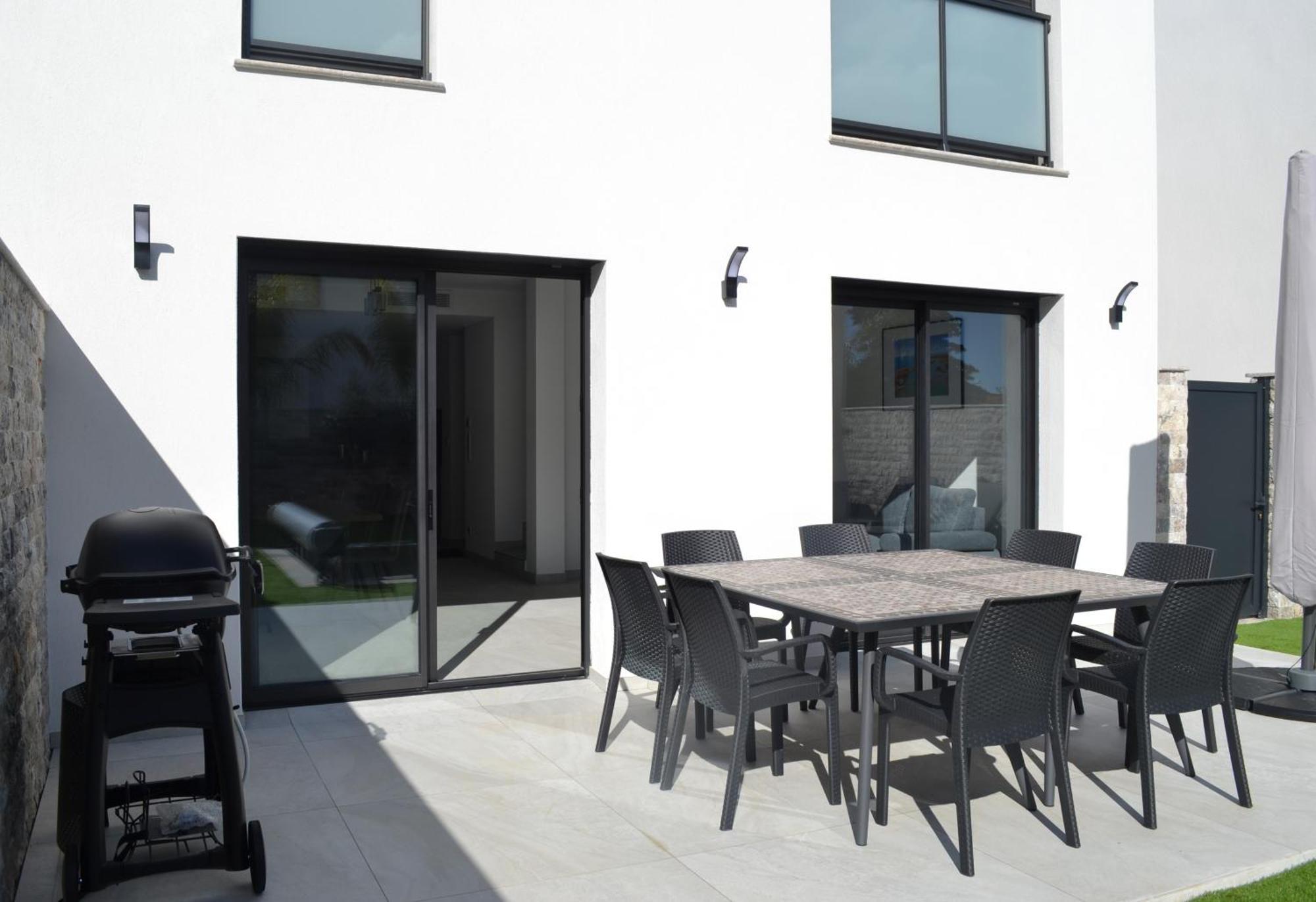 Etoile Du Berger Saint Aygulf: Seaside Villas with Private Gardens and Heated Pool Exterior photo